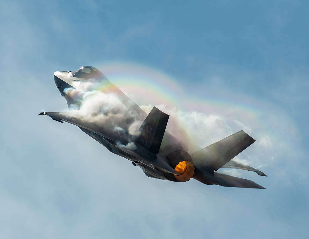 F-35 Lightning II: The Era of Sensor Fusion and Aerial Dominance